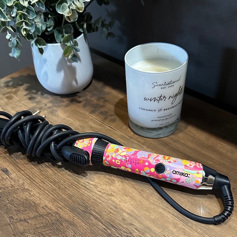 Amika 3-1 Swivel Curling Iron